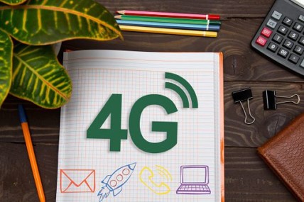 Can 4G LTE and WiFI Benefit School Districts Inside and Beyond the Classroom?