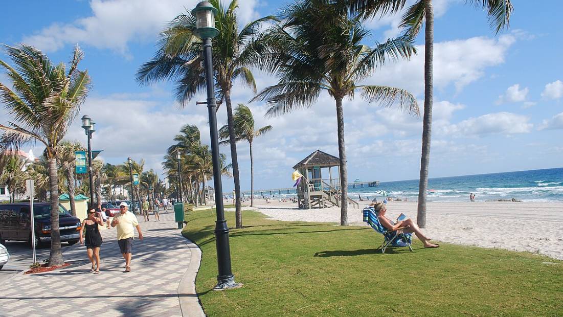 Deerfield Beach Island