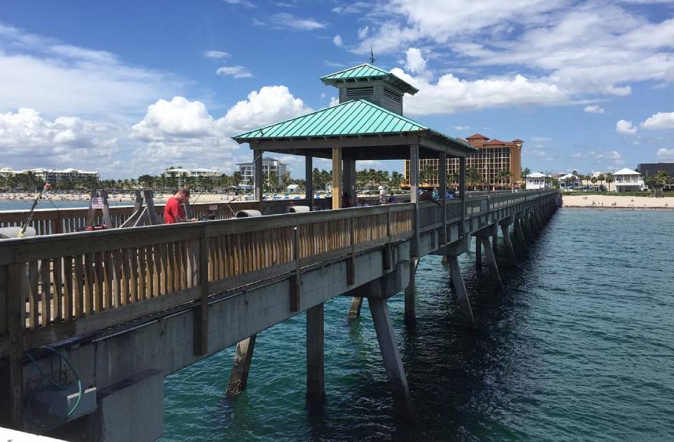 Deerfield Beach International Fishing Pier